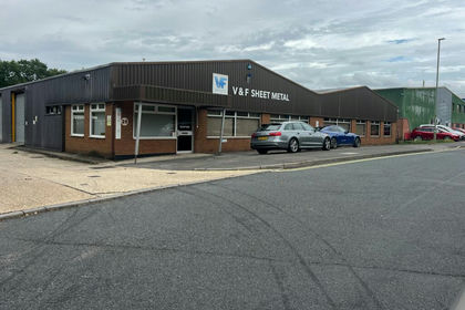 Warehouse for sale in Hamble Valley