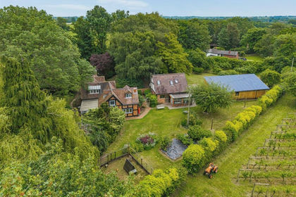 10 acres of Cottage for sale in Loppington