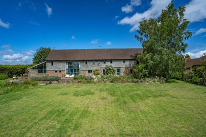 Barn Conversion for sale in Acton Beauchamp