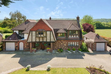 1 acre of House with Land for sale in Dorking and Horley