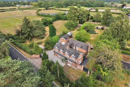 1 acres of House with Land for sale in Hatherton