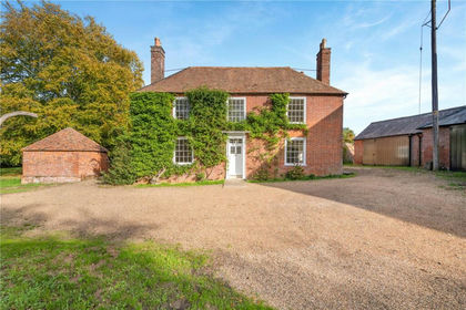 2.9 acres of House with Land for sale in Lower Hardres and Nackington