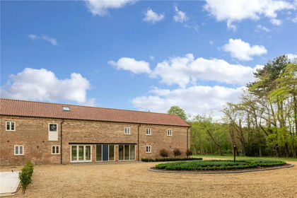 Barn Conversion for sale in Sutton upon Derwent