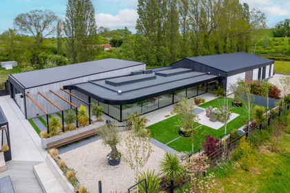1 acre of House with Land for sale in Cotgrave
