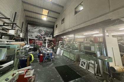 Commercial Land for sale in Houghton Regis