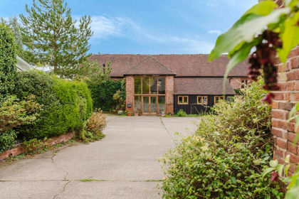 3.8 acres of House with Land for sale in Stoneleigh