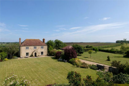 11 acres of Farmhouse for sale in Muchelney