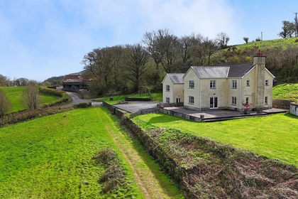 38.1 acres of Smallholding for sale in Llanfihangel Aberbythych