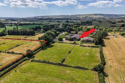 12.9 acres of Barn for sale in Chalvington with Ripe