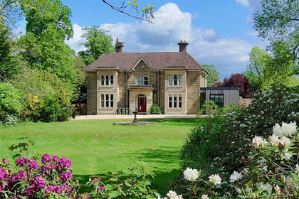 1.7 acres of Country Home for sale in Pulborough