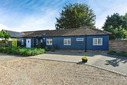 Land for sale in Gayton