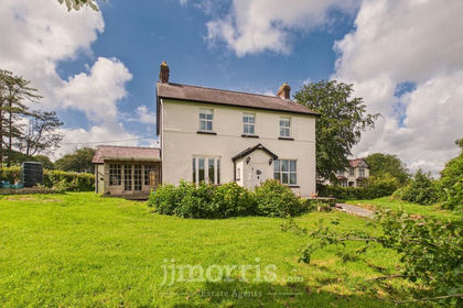 1.4 acres of House with Land for sale in Kilgetty/Begelly