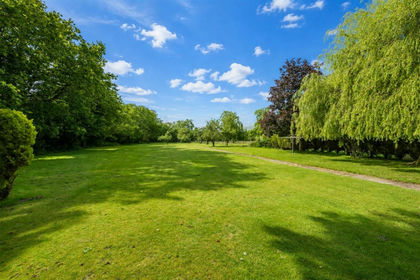 1.5 acres of House with Land for sale in Tanworth-in-Arden