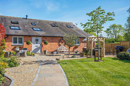 Barn Conversion for sale in Cholmondeley