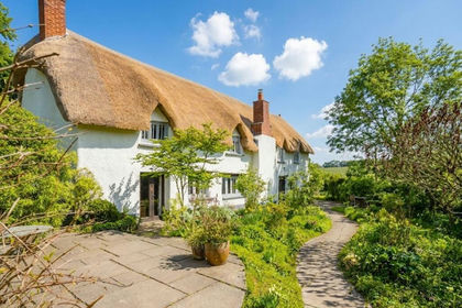 3.1 acres of Country Home for sale in Crediton Hamlets