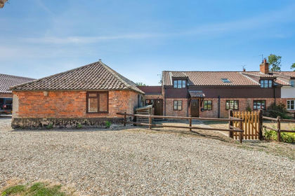 Barn Conversion for sale in Burgh and Tuttington