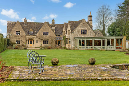 1.5 acres of Land for sale in Minchinhampton