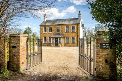 2 acres of House with Land for sale in Woking