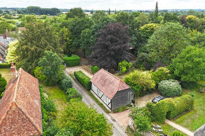 Land for sale in Ickford