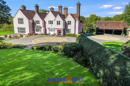 3.5 acres of House with Land for sale in Brentwood and Ongar