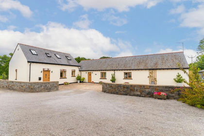 5 acres of House with Land for sale in Llantarnam