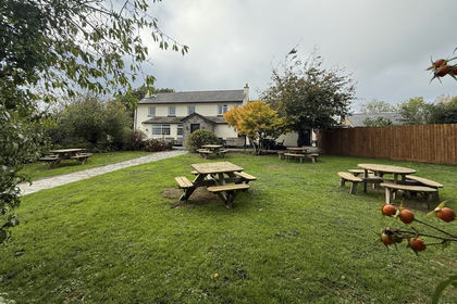 Pub for auction in Woodland