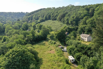 8 acres of House with Land for sale in Cilymaenllwyd