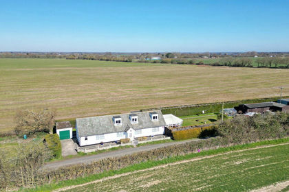 2 acres of House with Land for sale in Wix