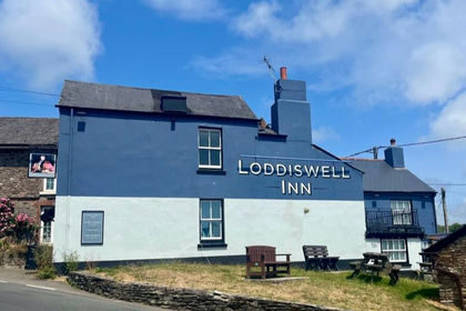 Pub for sale in Loddiswell