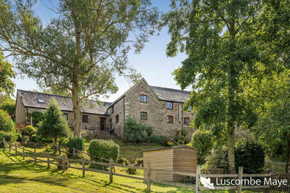 Barn Conversion for sale in Aveton Gifford