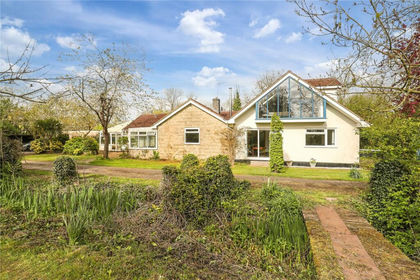 10.2 acres of Equestrian property for sale in Kingston Seymour
