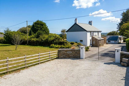6 acres of House with Land for sale in Lydford