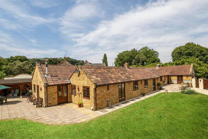 Barn Conversion for sale in Stoke sub Hamdon