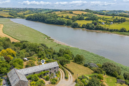 1 acre of Barn Conversion for sale in St. Dominick