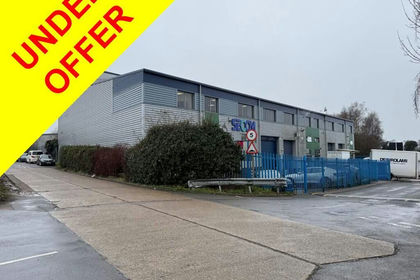 Warehouse for sale in Chatham and Aylesford