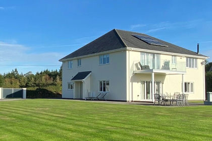 2 acres of House with Land for sale in Uplowman