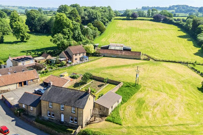29.2 acres of Smallholding for sale in Misterton
