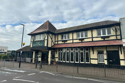 Pub for sale in Canvey Island