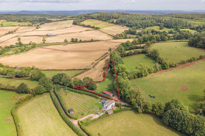 Barn for sale in Trellech United