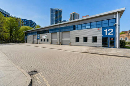 Warehouse for sale in Brent West