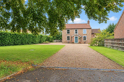 1.7 acres of House with Land for sale in Bielby
