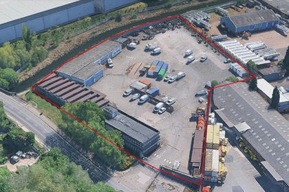 Gated property for sale in Walsall and Bloxwich