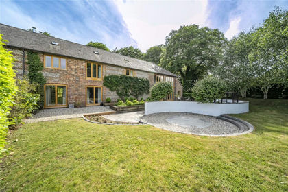 Barn Conversion for sale in Dummer
