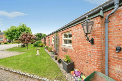 Barn Conversion for sale in Castle Donington