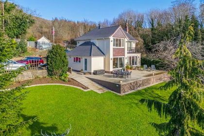1 acre of House with Land for sale in Cheddar