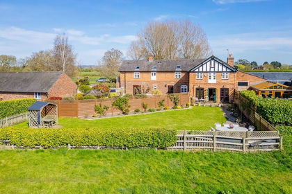 Barn Conversion for sale in Waverton