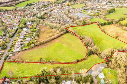 7.5 acres of Grazing Land for sale in Catshill and North Marlbrook