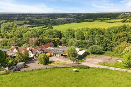 1.8 acres of House with Land for sale in Pucklechurch