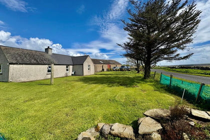 6 acres of Cottage for sale in Caithness, Sutherland and Easter Ross