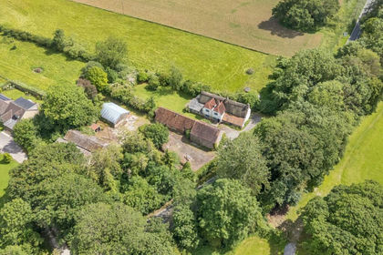 6 acres of Farmhouse for sale in Holton